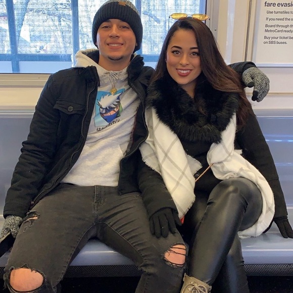 Meet your Posher, Nadine - Picture 2 of 6